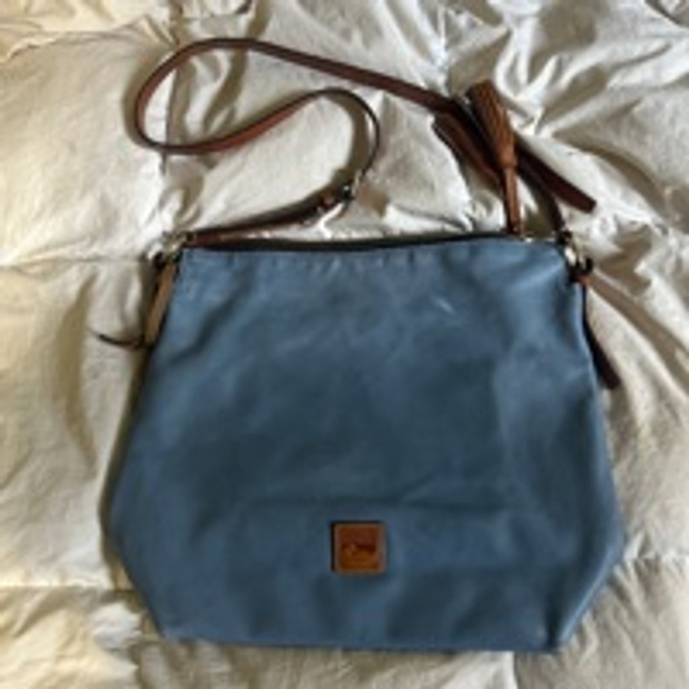 Women's Dooney & Bourke Blue Leather Crossbody Bag - Picture 2 of 12